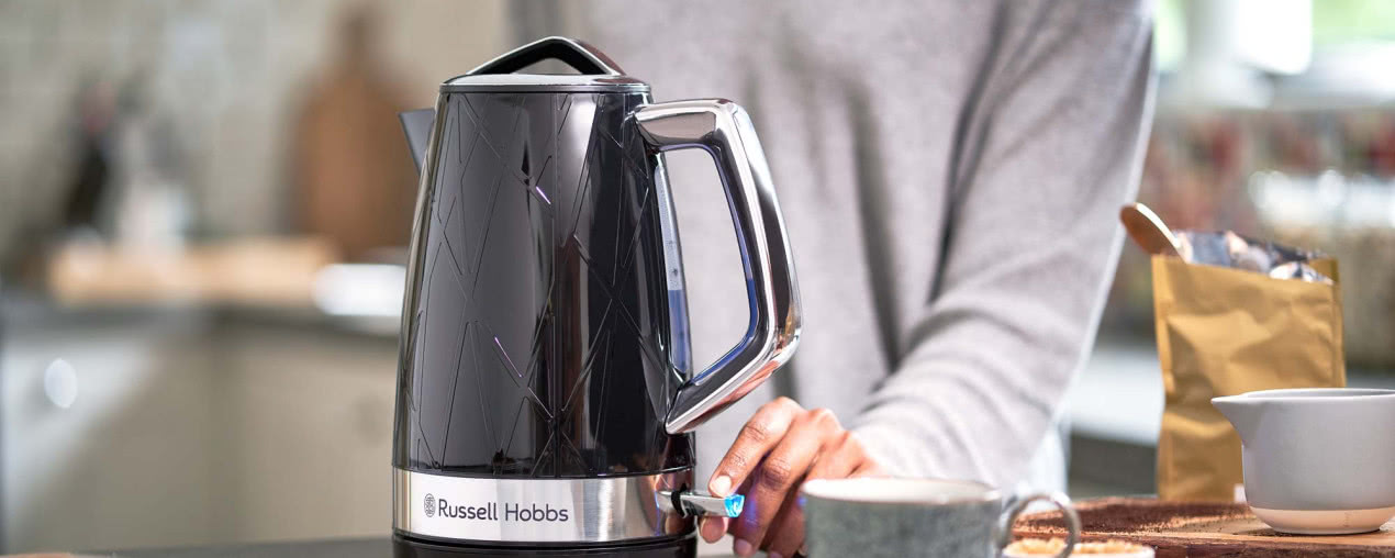 Ciekawe prezenty na święta - eleganckie czajniki elektryczne od Russell Hobbs