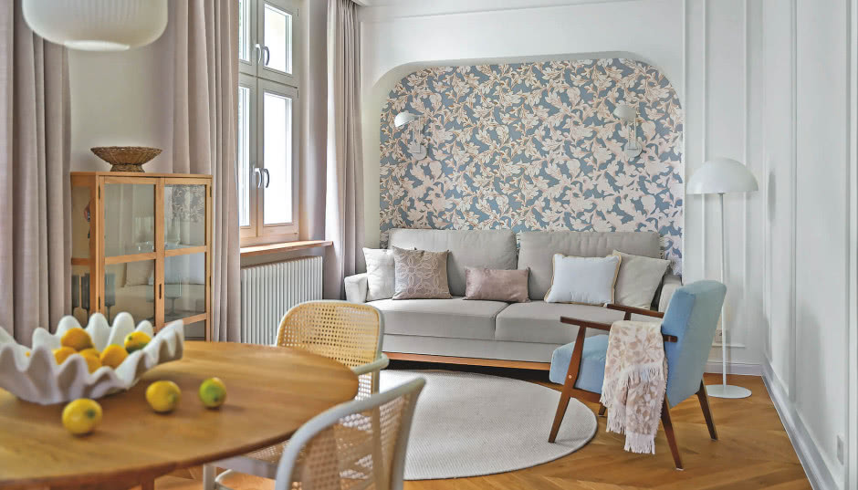 Oda do błękitu. Sopockie mieszkanie z werandą