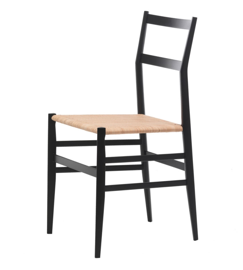 Krzesło bez przymiotników
Superleggera to...