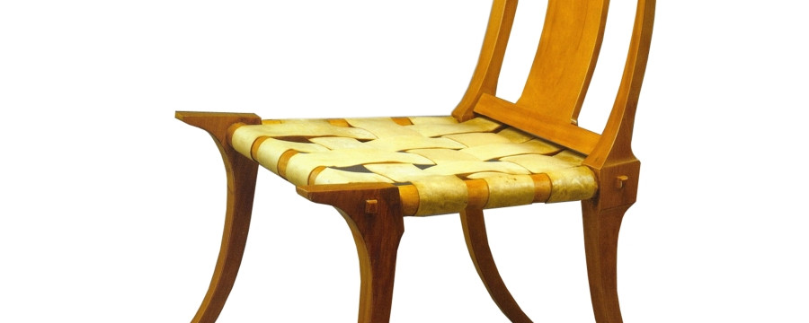 Klismos - ergonomiczne krzesło z antyku