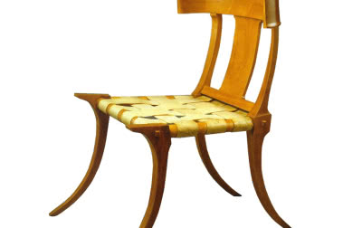 Klismos - ergonomiczne krzesło z antyku