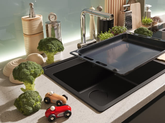 Franke, pojemny zlewozmywak Maris zmieści nawet płytę z piekarnika