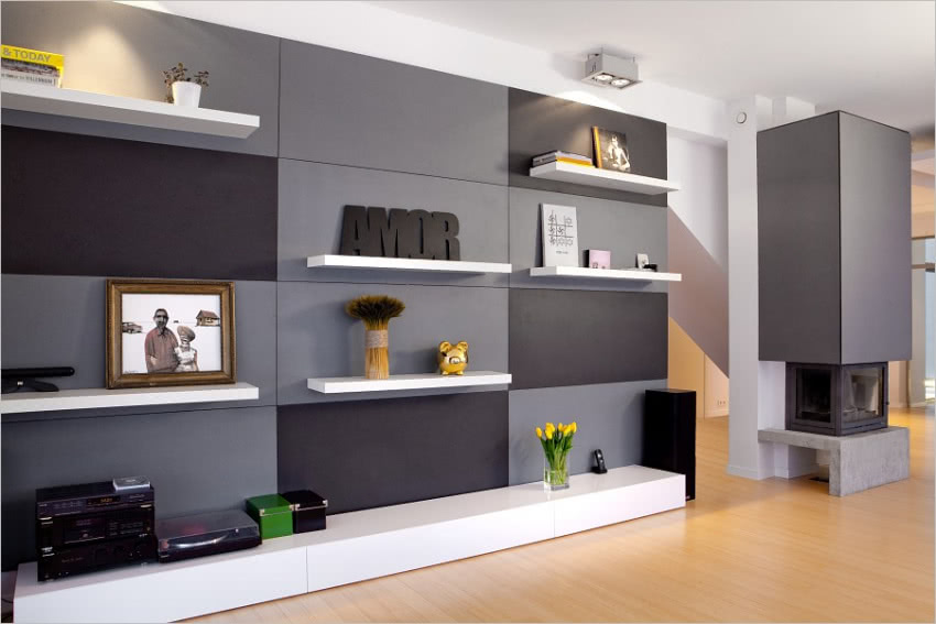 W salonie dodatkowym (oprócz bieli i podłogi z...