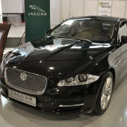 Luksusowy Jaguar