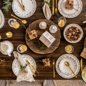 Porcelana na Święta - jak stworzyć klimatyczny stół na Boże Narodzenie i Nowy Rok