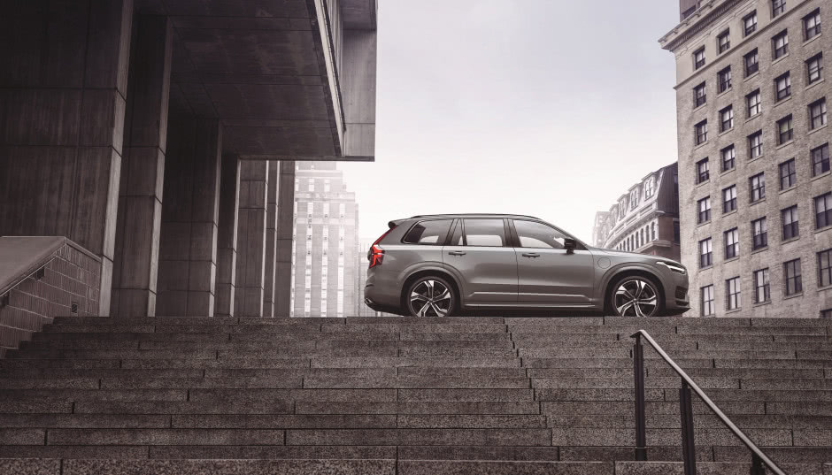 Jaki jest największy SUV marki Volvo? Oceniamy model XC90