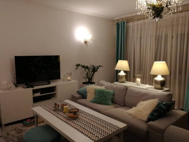  Aranżacja ściany w salonie