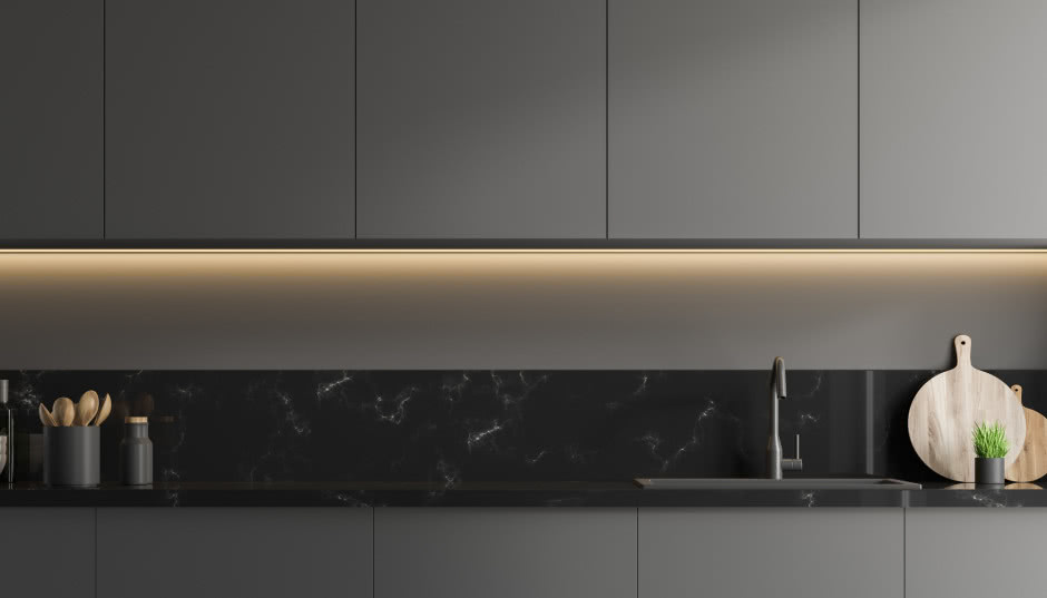 Oświetlenie LED - sufitowe, schodowe, a może taśmowe?