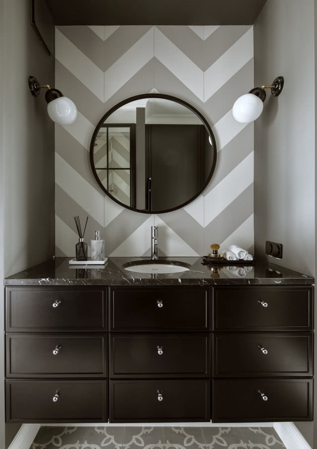 Łazienka z szafką pod umywalką