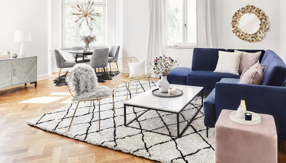  Aranżacja ściany w salonie