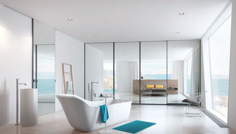 Pięć zalet szklanych ścianek w domu