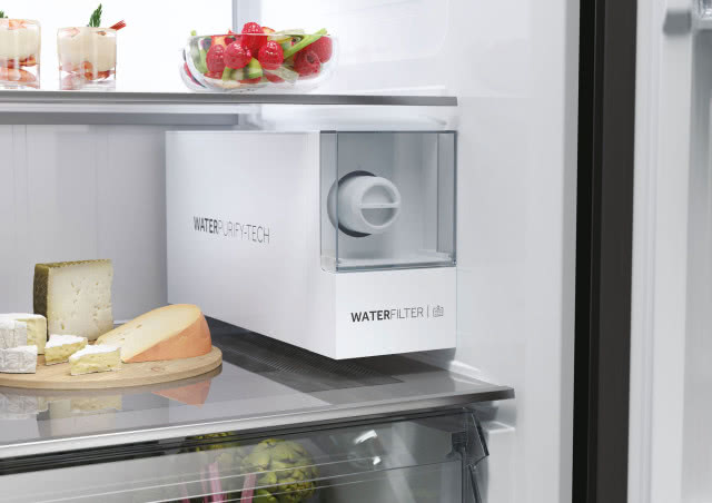 dystrybutor wody i lodu