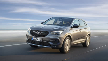 Na duże podróże - Opel Grandland X
