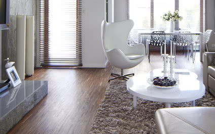 Design i łupek na ścianie - nowoczesne wnętrza