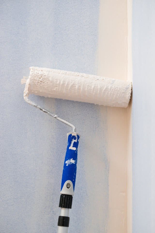 Malowanie betonowych ścian