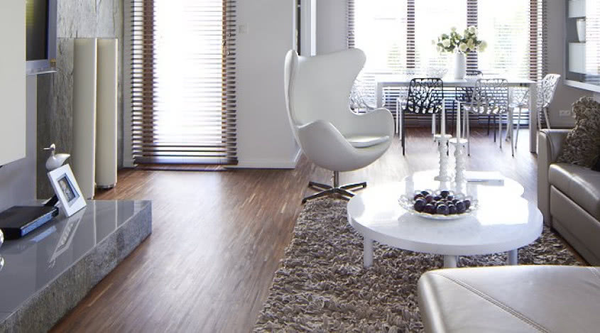 Design i łupek na ścianie - nowoczesne wnętrza