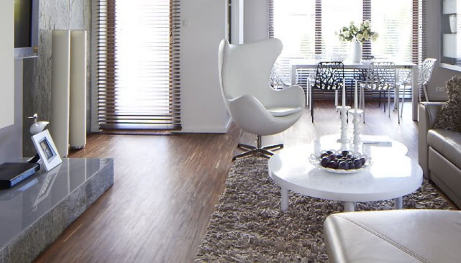 Design i łupek na ścianie - nowoczesne wnętrza