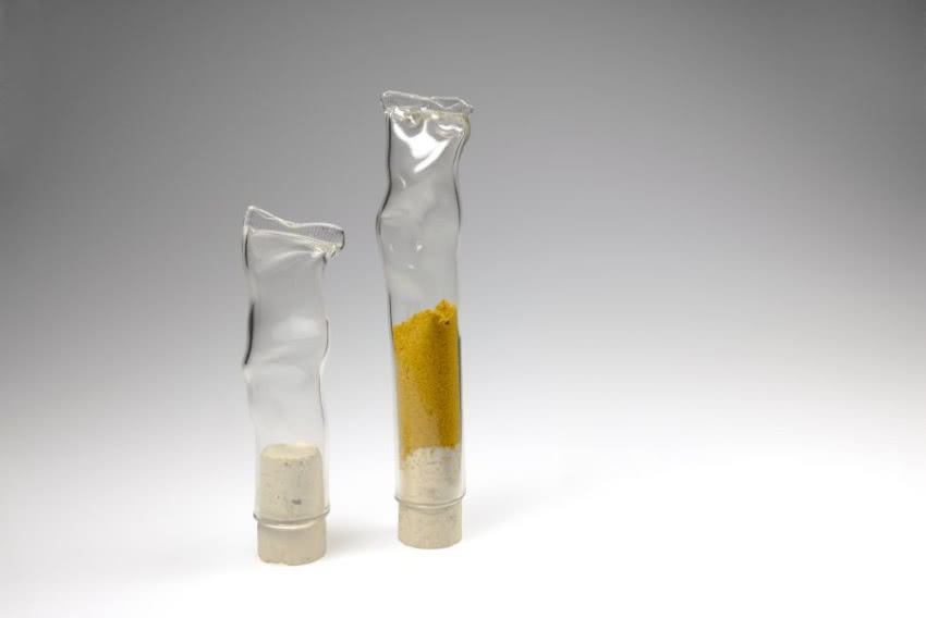 Zakręcone szkło. Probówki Curly zostały...