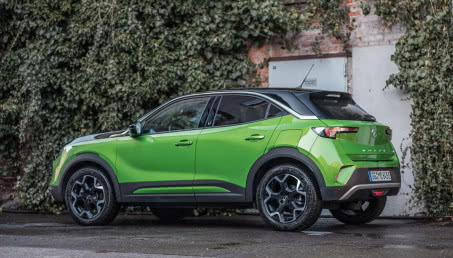 Jak wygląda wnętrze nowego Opla Mokki?