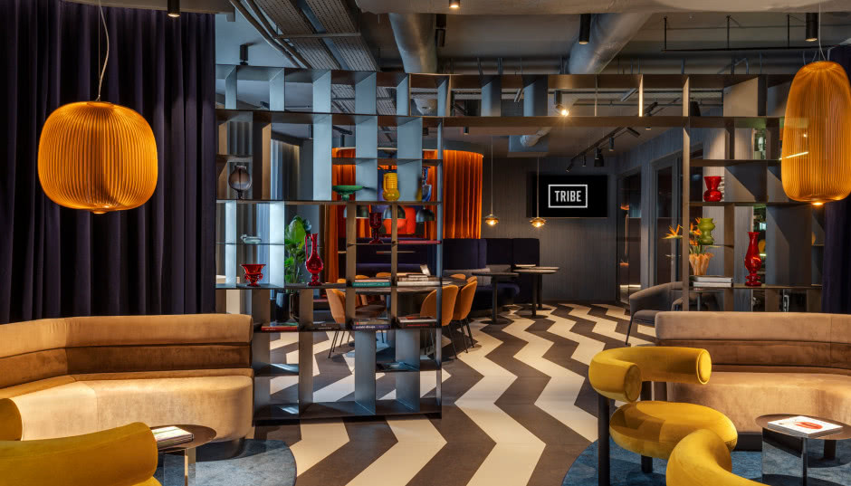 TRIBE Krakow Old Town – hotel, który budzi się dzięki sztuce i zaprasza do własnego świata