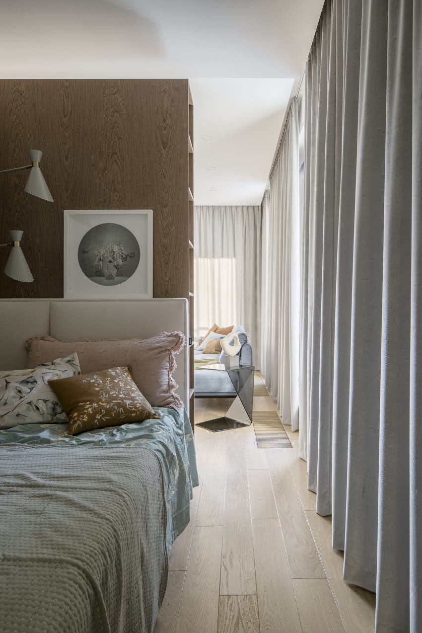 Sypialnia ukryta jest za kubikiem.
Aby nie było...