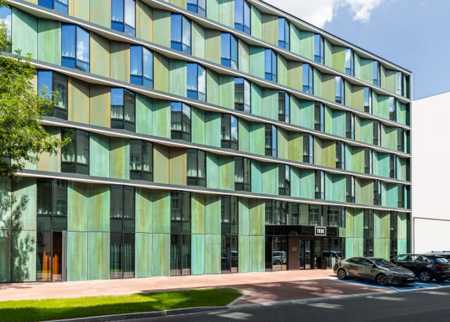 TRIBE Krakow Old Town – hotel, który budzi się dzięki sztuce i zaprasza do własnego świata