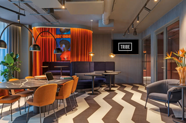 TRIBE Krakow Old Town – hotel, który budzi się dzięki sztuce i zaprasza do własnego świata