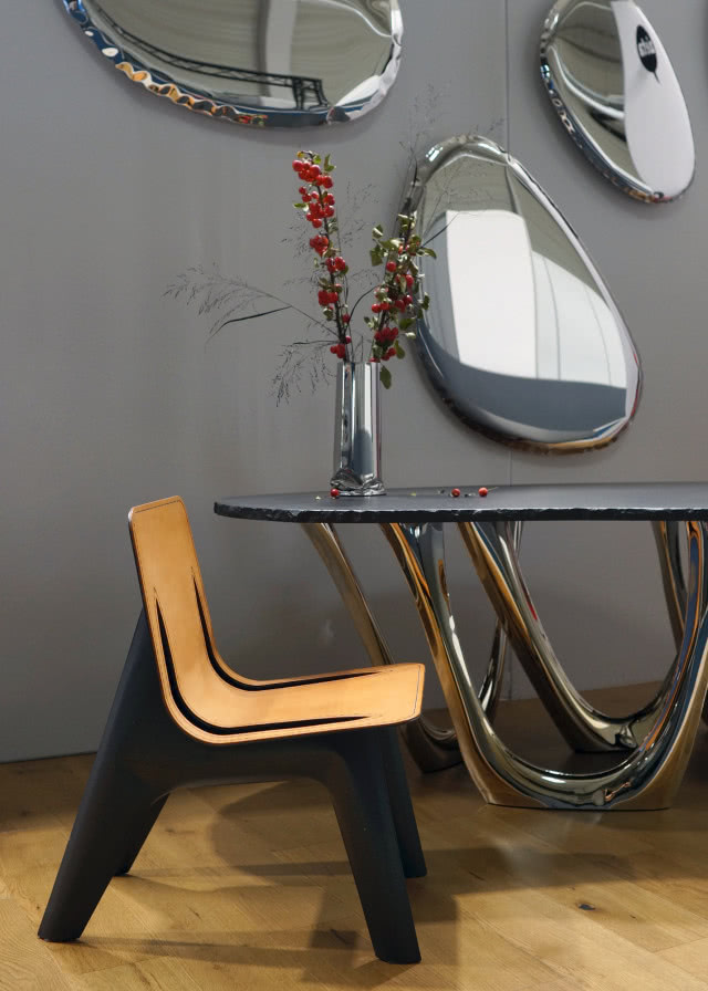 Zięta - krzesło, stół i lustro