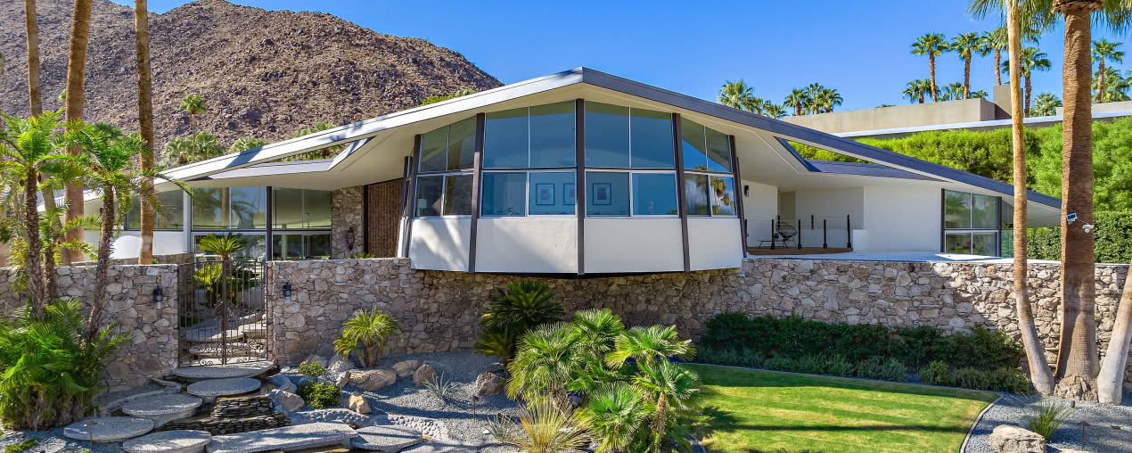 W tym domu w Palm Springs Elvis Presley spędzał swój miesiąc miodowy!