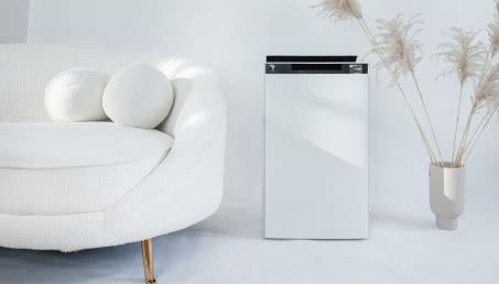 Jak oddychać lepiej w domu? Sharp KI-TX - inteligentne oczyszczanie i nawilżanie powietrza na nowym poziomie skuteczności