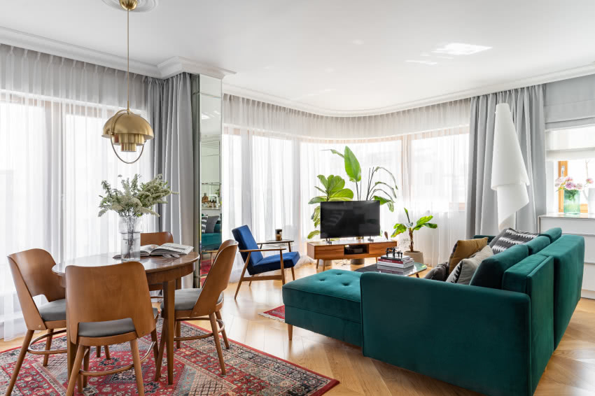 Oryginalne perskie dywany przywiezione
przez...