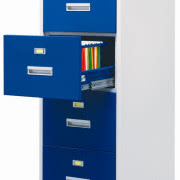 Na początku XX wieku pojawiły się szafki...