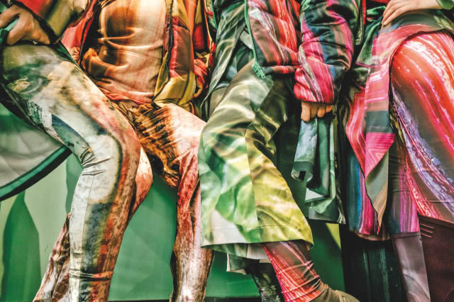 Kolekcja Salad Dressing instalacja Szatnia