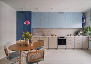 Kolorowy eksperyment. Mieszkanie, które poprawia nastrój