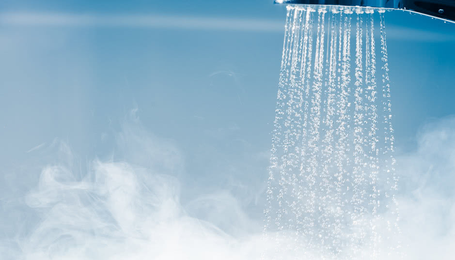 Czym podgrzewać wodę w domu? Najlepsze sposoby i ich opłacalność