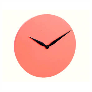 Zegar ścienny Gacogne
Orange wykonano
z malowanego
cementu. WESTWING