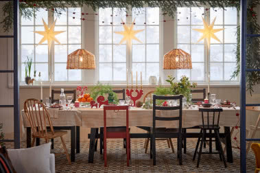 Jak udekorować stół na święta? Magia Bożego Narodzenia 2024 w 15 wyjątkowych inspiracjach