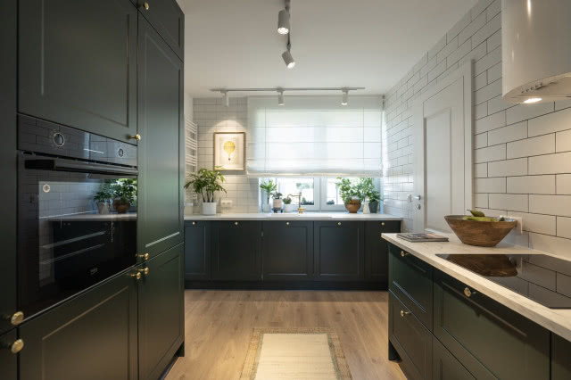 "Totalne remonty  Szelągowskiej" - zielona kuchnia