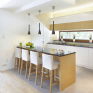 Funkcjonalny dom pod lasem