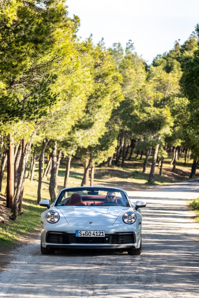 Porsche 911 Carrera Cabrio