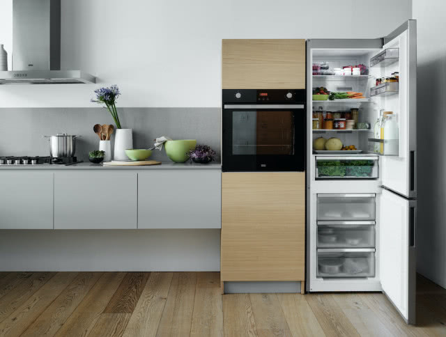 Franke, chłodziarko-zamrażarka z linii Maris.