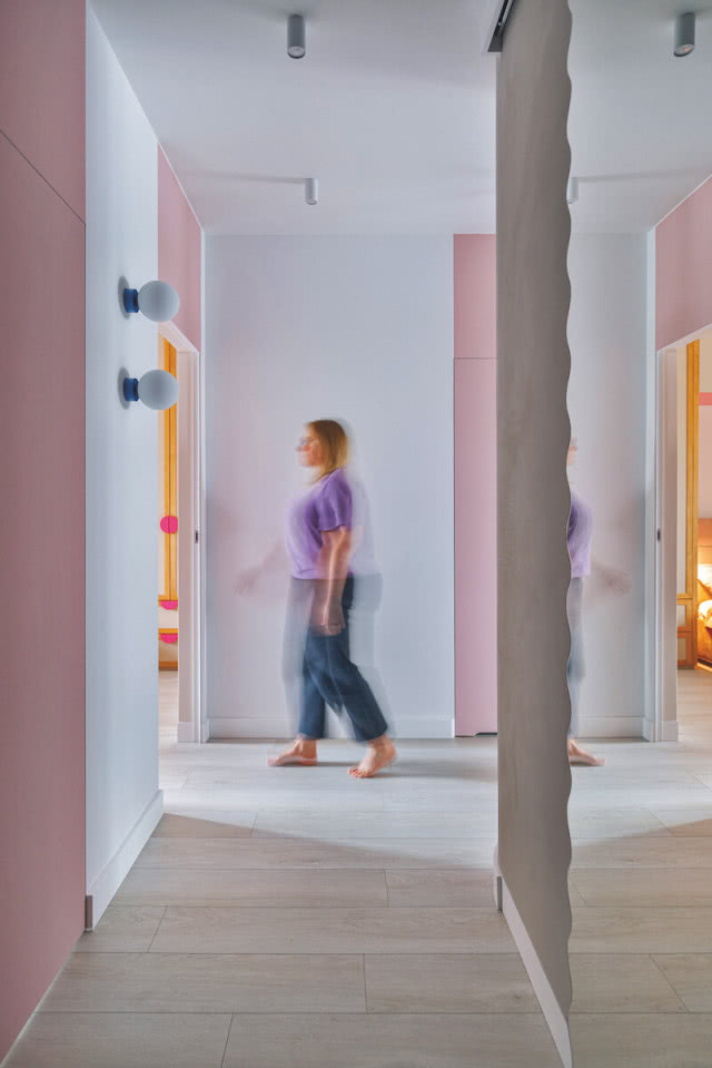 pastelowe kolory w przedpokoju