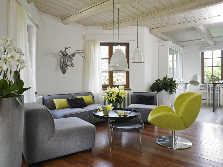 Jasny i nowoczesny salon