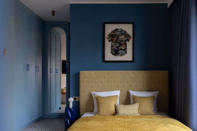 Gdańska kawalerka w klimacie amerykańskiego Palm Springs. Robi wrażenie!