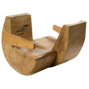 ok. 1920 r. Masywniejsze kształty oraz pikowane...