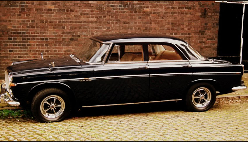 Rover to typowo brytyjskie auto, wyprodukowane...