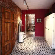 Ten ceglany dom zyskał nowe życie! Nie uwierzysz, jak dziś wygląda!