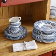 Grafiki z samochodami do jadalni wybrał starszy...