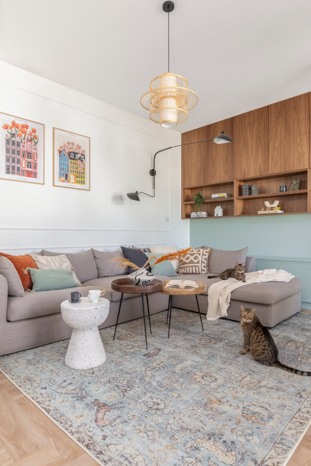 szary narożnik do salonu