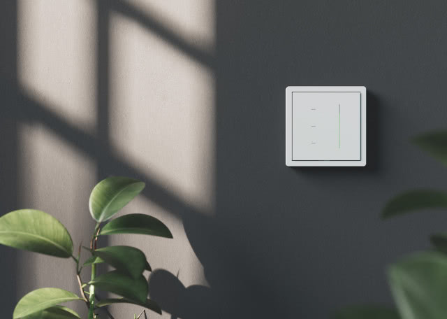 biały wyłącznik do światła Gira